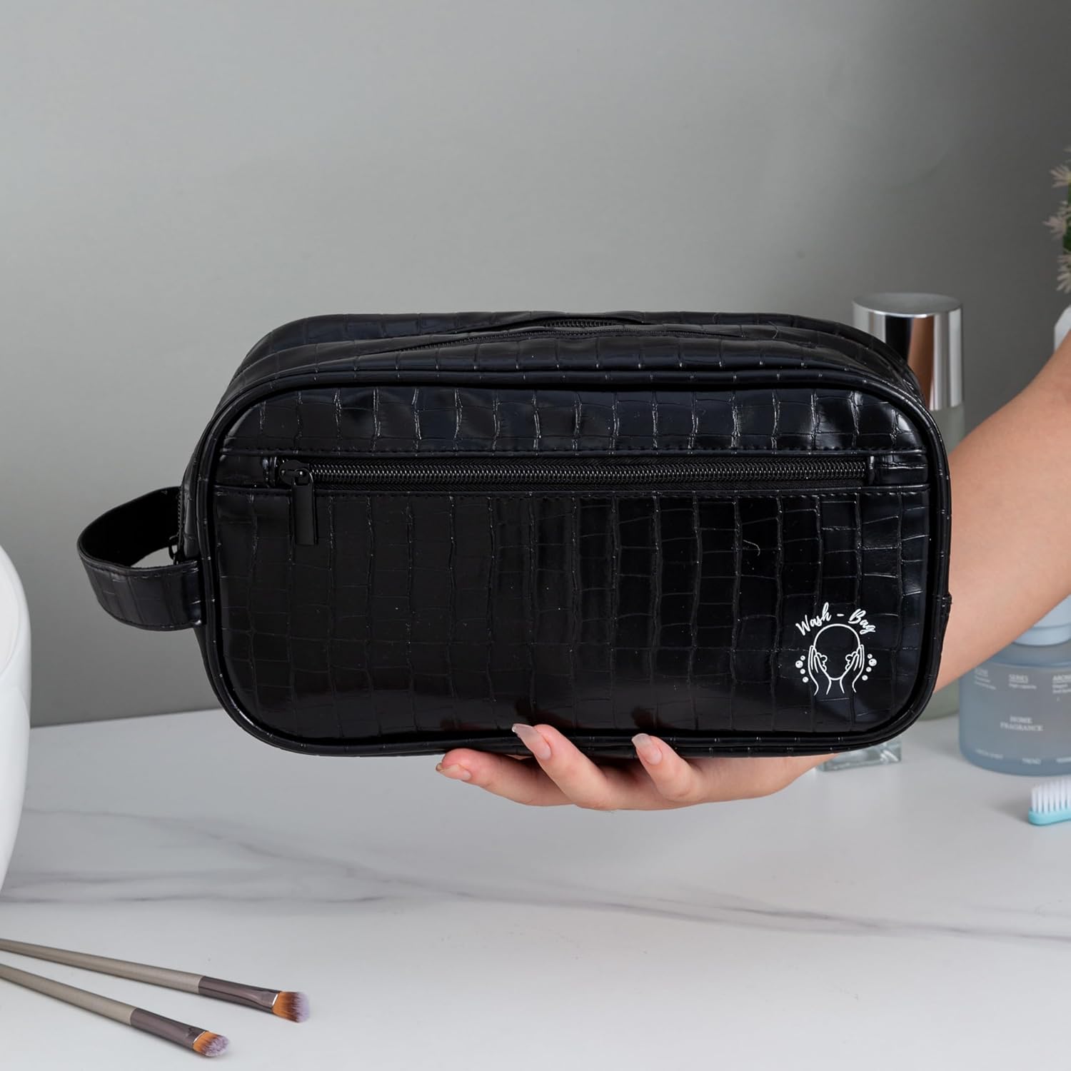 Luxury Croc Wash Bag – Waterproof Travel Toiletry Bag